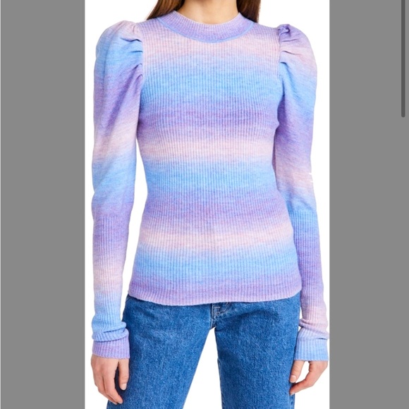 En Saison Tops - En Saison Mila Puff‎ Sweater Medium